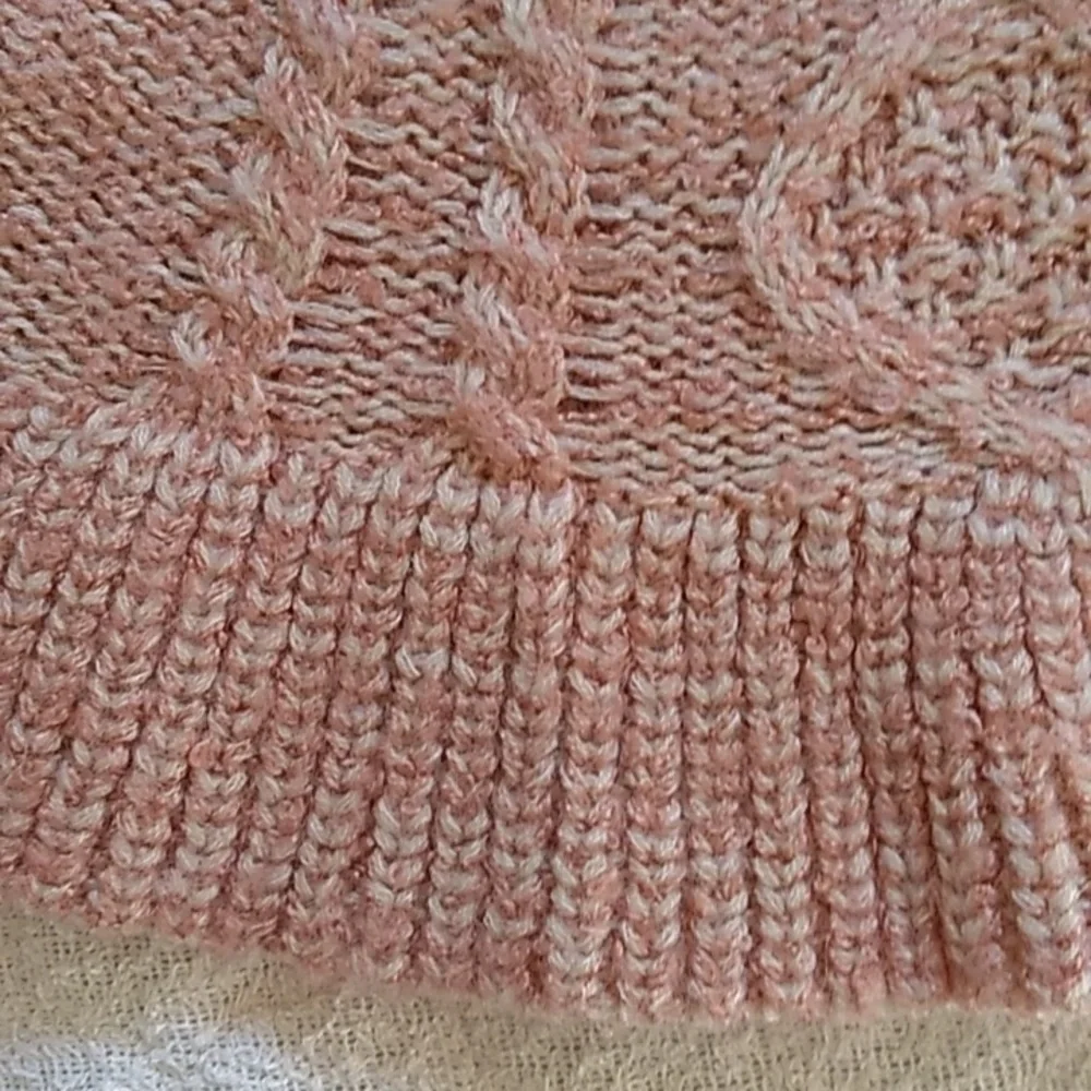 Sweater - Picture 3 of 6